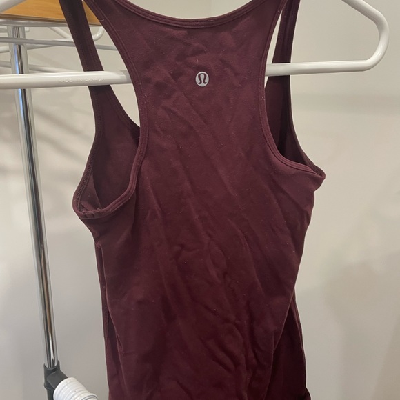 Lululemon racerback tank top burgundy size 6 - Picture 2 of 2